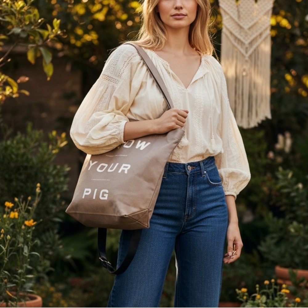 Everlane 'Know Your Pig' Canvas Tote Shoulder Bag